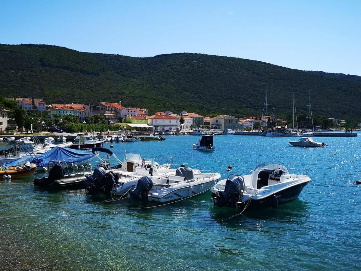 Villa Il Blu Direkt Am Meer Martinšćica Exteriér fotografie